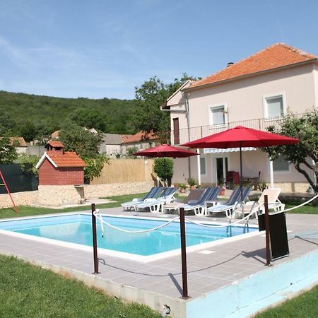 Holiday Home Miramary Trilj Εξωτερικό φωτογραφία